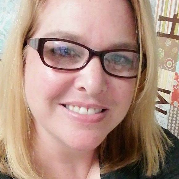 Meet your Posher, Heather - Picture 1 of 1